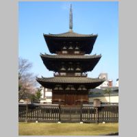 Japan, Nara, Kofuku-ji, photo the poster, Wikipedia.JPG